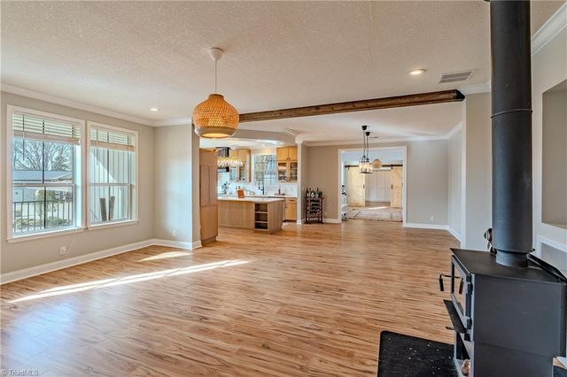 1009 Ray Loop Road, Westfield, NC 27053