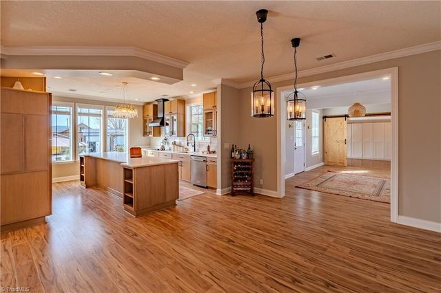 1009 Ray Loop Road, Westfield, NC 27053