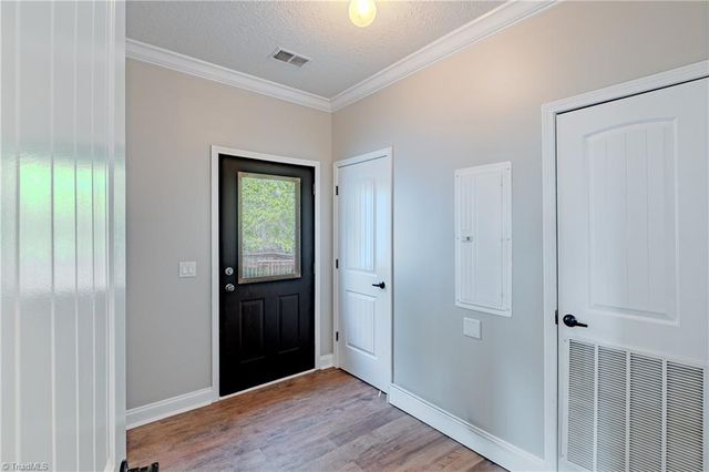 1009 Ray Loop Road, Westfield, NC 27053