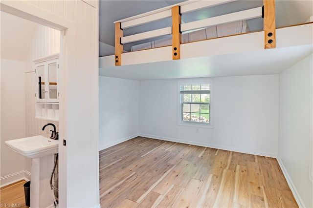 1009 Ray Loop Road, Westfield, NC 27053