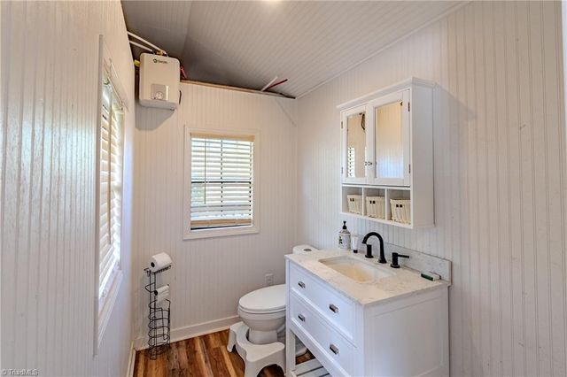 1009 Ray Loop Road, Westfield, NC 27053
