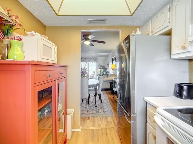 3785 LAKE BAYSHORE DRIVE H-405, Bradenton, FL 34205