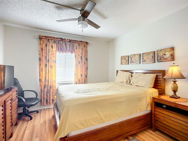 3785 LAKE BAYSHORE DRIVE H-405, Bradenton, FL 34205