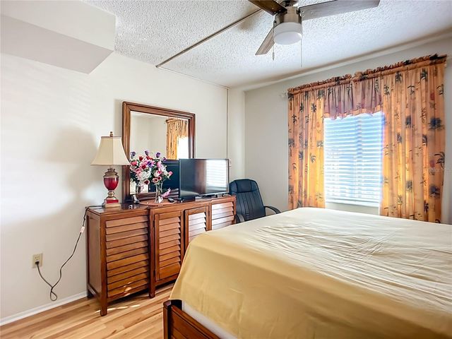 3785 LAKE BAYSHORE DRIVE H-405, Bradenton, FL 34205