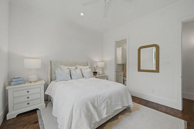 559 Coolair Drive, Dallas, TX 75218