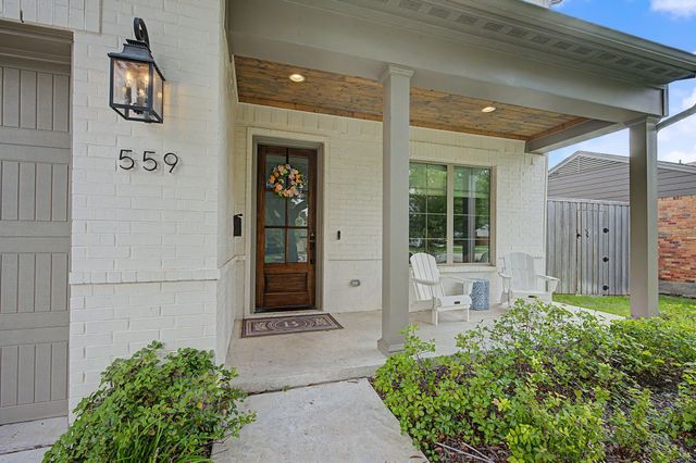 559 Coolair Drive, Dallas, TX 75218