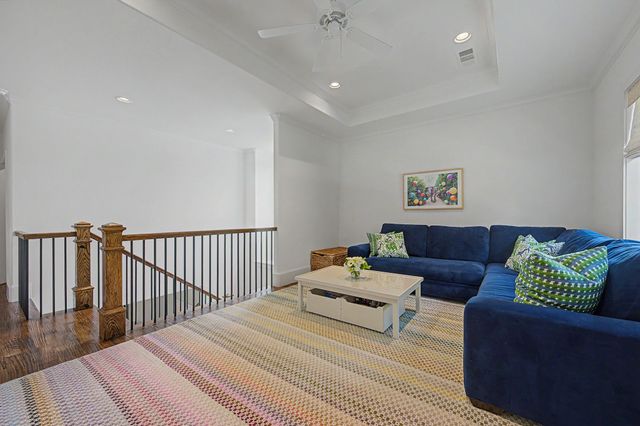 559 Coolair Drive, Dallas, TX 75218