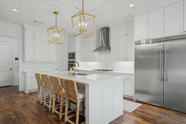 559 Coolair Drive, Dallas, TX 75218