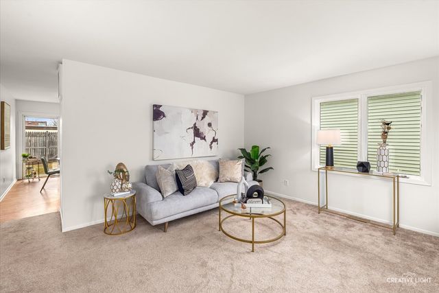 48 Garden Drive, Montgomery, IL 60538