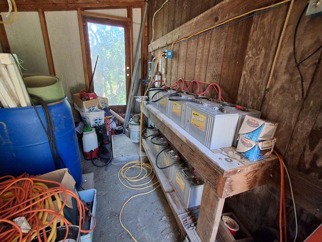 7425 Salmon Creek Road, Garberville, CA 95542