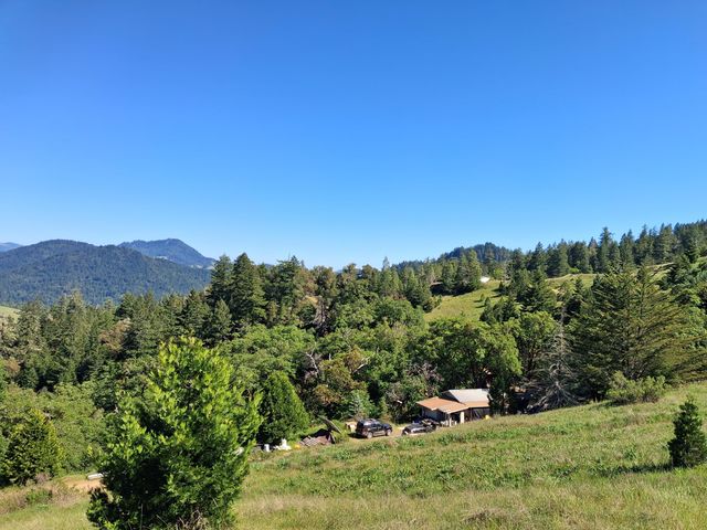 7425 Salmon Creek Road, Garberville, CA 95542
