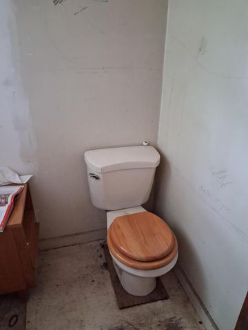 7425 Salmon Creek Road, Garberville, CA 95542