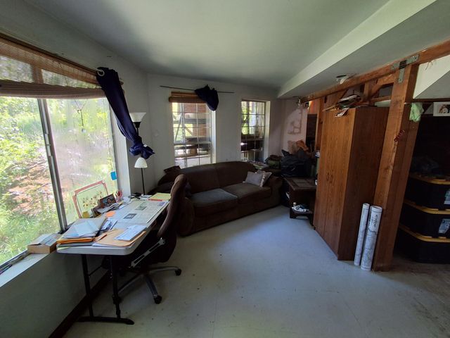 7425 Salmon Creek Road, Garberville, CA 95542