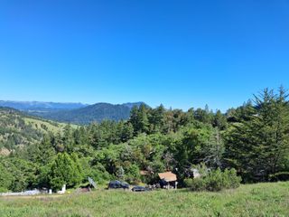 7425 Salmon Creek Road, Garberville, CA 95542