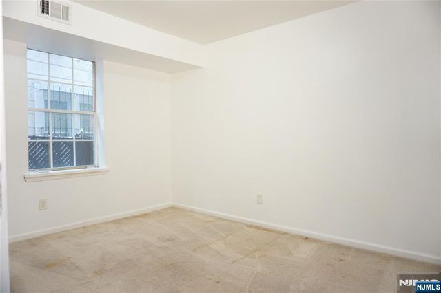 786-802 Summer B2, Newark, NJ 07104