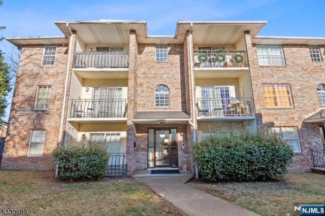 786-802 Summer B2, Newark, NJ 07104