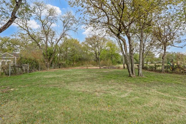 4210 Wheeler Street, Bellmead, TX 76705