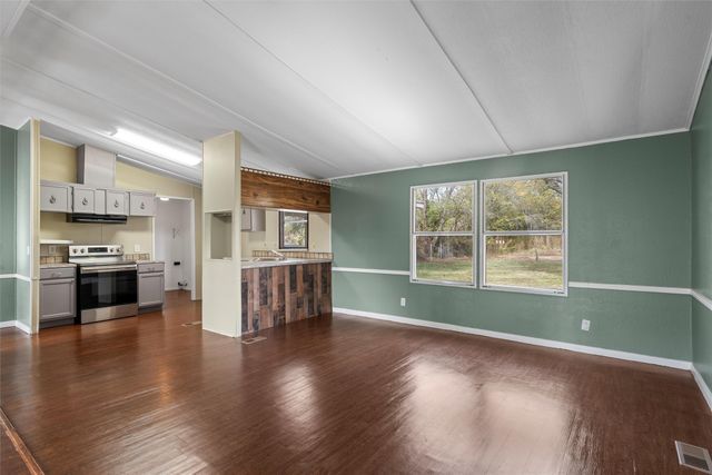 4210 Wheeler Street, Bellmead, TX 76705