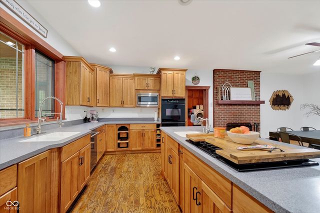 883 S 800 W, Indianapolis, IN 46239