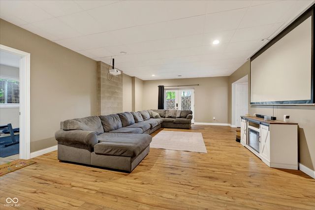 883 S 800 W, Indianapolis, IN 46239