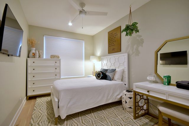 262 N Addison Avenue, Elmhurst, IL 60126