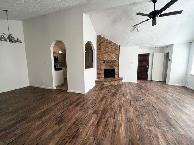 7019 Haven Creek Drive, Cypress, TX 77433