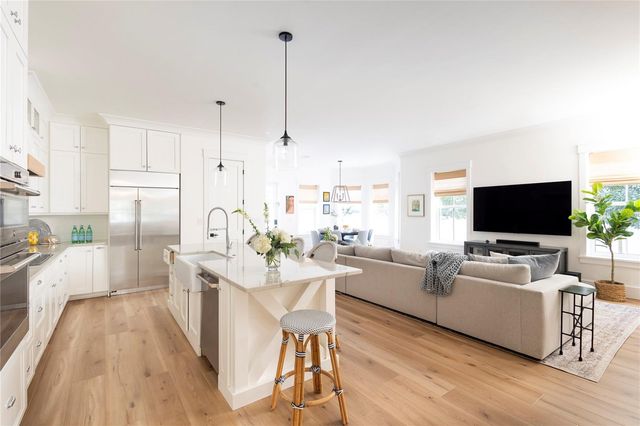 2002 SHAW LANE, Orlando, FL 32814