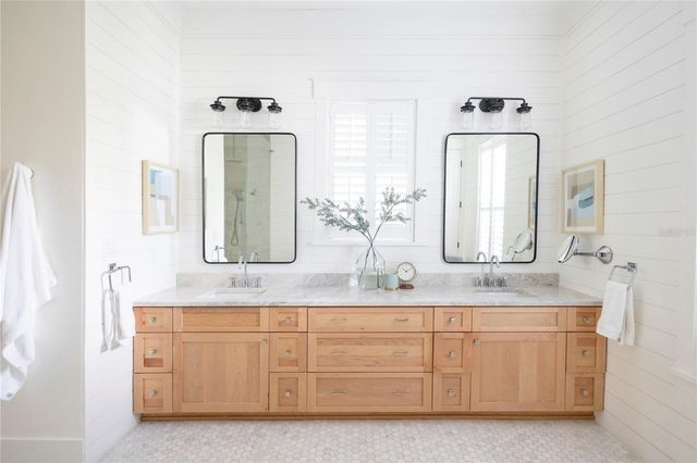 2002 SHAW LANE, Orlando, FL 32814