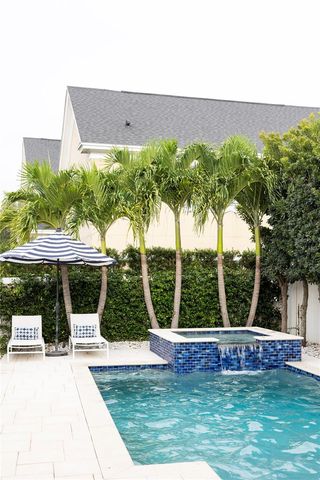 2002 SHAW LANE, Orlando, FL 32814