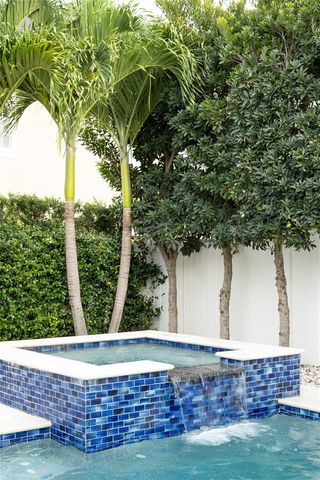 2002 SHAW LANE, Orlando, FL 32814