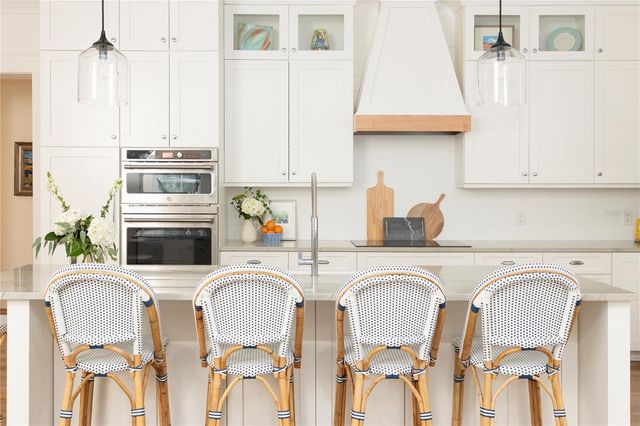 2002 SHAW LANE, Orlando, FL 32814