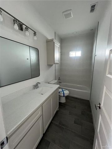 2808 Harrison Avenue 4, Alton, TX 78573