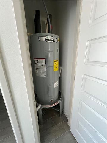 2808 Harrison Avenue 4, Alton, TX 78573