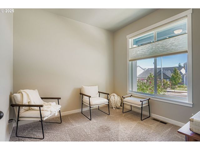 5585 MOUNTAIN QUAIL Dr, Salem, OR 97306