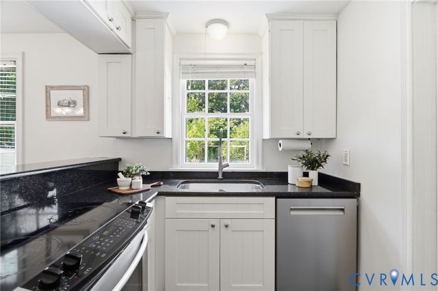 6412 Monument Ave, Richmond, VA 23226