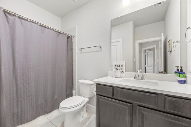 2206 Bridgeport Path Drive, Missouri City, TX 77459