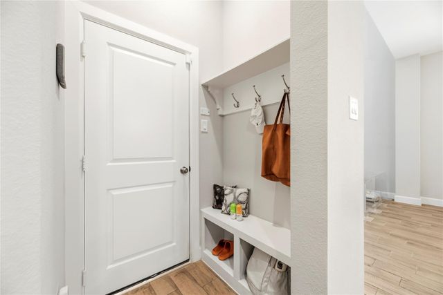 2206 Bridgeport Path Drive, Missouri City, TX 77459