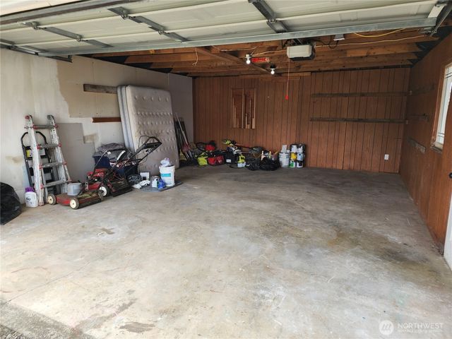 233 Canal Drive SE, Ocean Shores, WA 98569