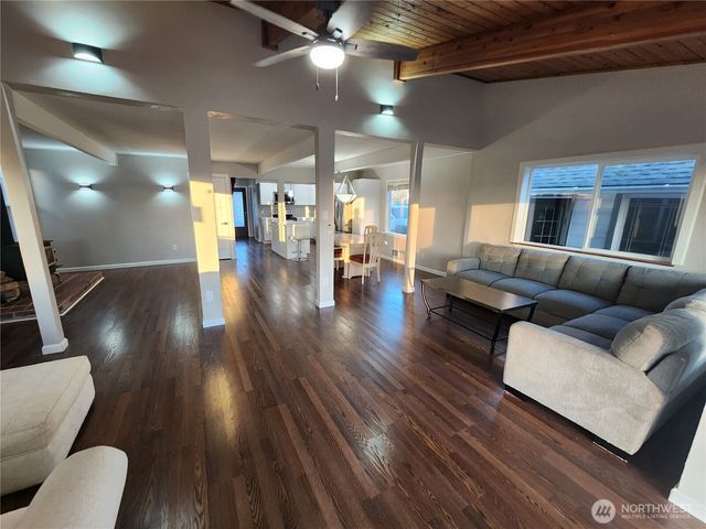 233 Canal Drive SE, Ocean Shores, WA 98569