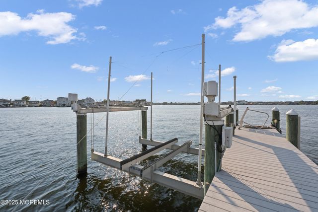 3414 Sandy Place, Toms River, NJ 08753