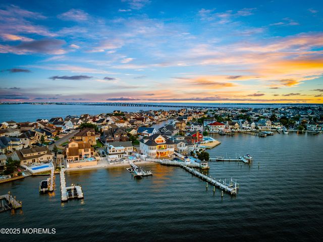 3414 Sandy Place, Toms River, NJ 08753