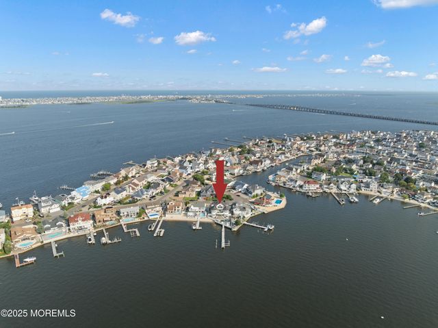 3414 Sandy Place, Toms River, NJ 08753