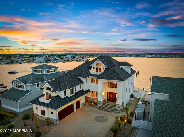 3414 Sandy Place, Toms River, NJ 08753