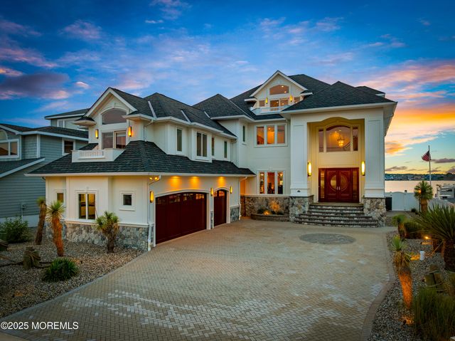 3414 Sandy Place, Toms River, NJ 08753