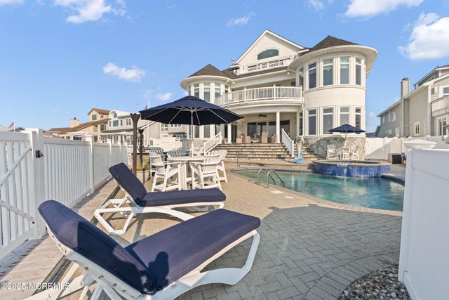 3414 Sandy Place, Toms River, NJ 08753