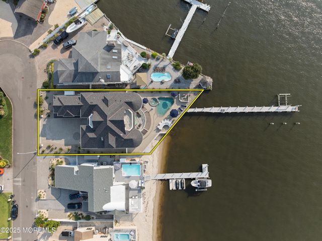 3414 Sandy Place, Toms River, NJ 08753