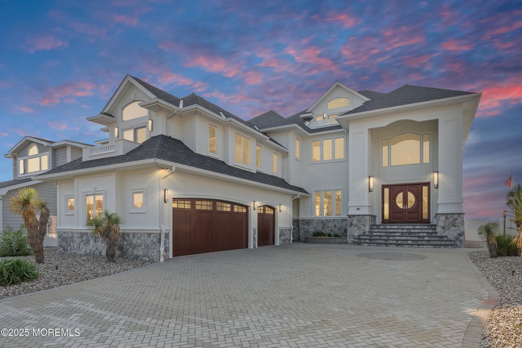 3414 Sandy Place, Toms River, NJ 08753