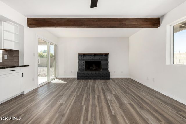 2431 W PORTOBELLO Avenue, Mesa, AZ 85202