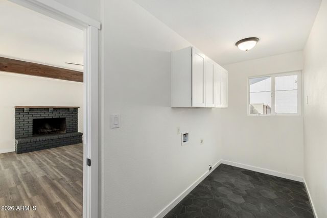 2431 W PORTOBELLO Avenue, Mesa, AZ 85202