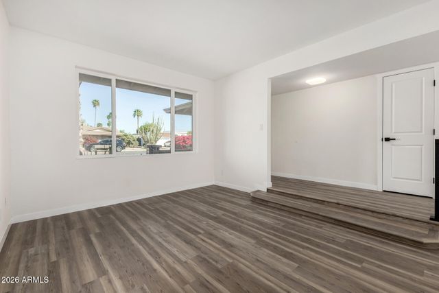 2431 W PORTOBELLO Avenue, Mesa, AZ 85202